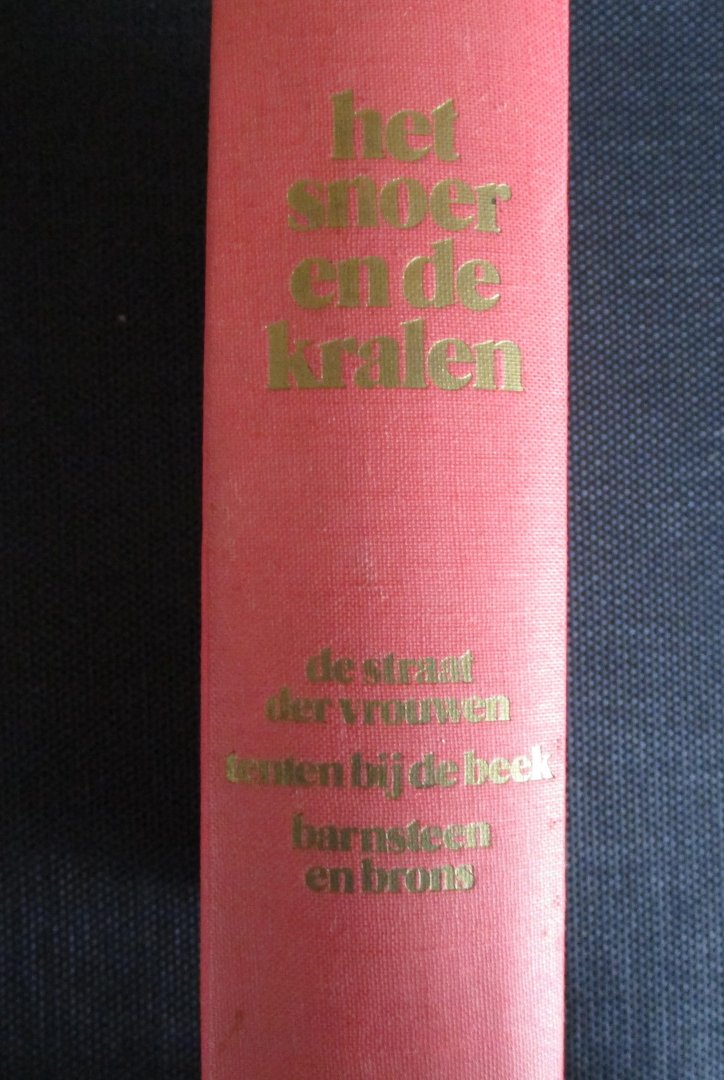 Zandstra, Evert - Het snoer en de kralen