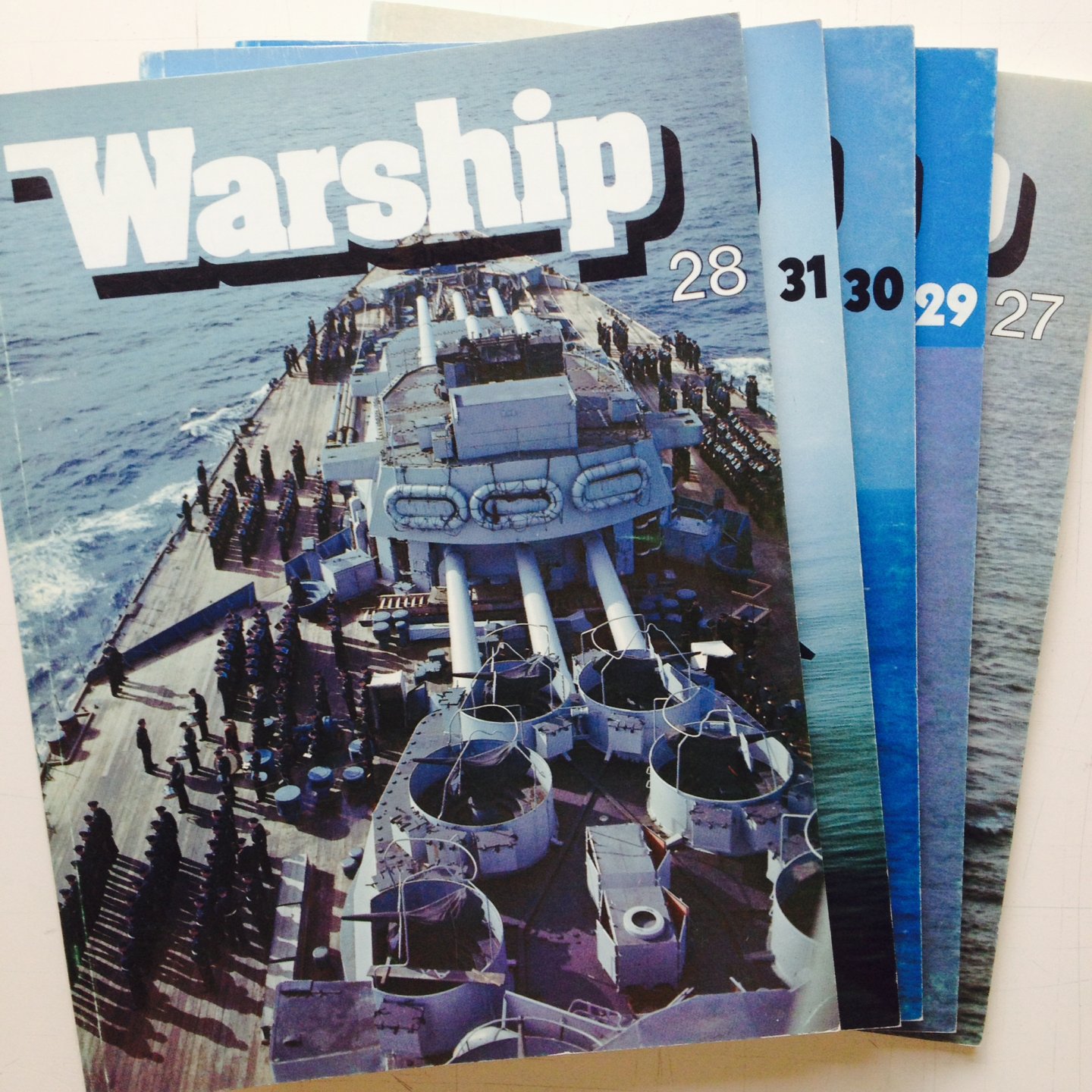 Gardiner, Robert. (ed.) - Warship, 27 t/m 31. A quarterly journal devoted to the design, development and service history of the world's fighting ships.