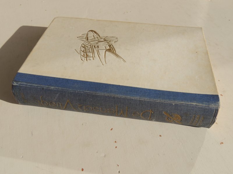 Karlson, P.-  geautoriseerde vert. dr. K. Frits - De mensch vliegt; geschiedenis en techniek van het vliegen