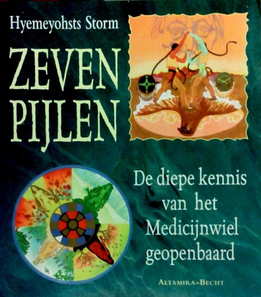 Storm , Hyemeypohsts . [ isbn 9789069635224 ]  0917 - Zeven Pijlen . ( De diepe kennis van het Medicijnwiel geopenbaard . )  Zeven Pijlen is het eerste boek van de schrijver Hyemeyohsts Storm. Met het verschijnen van Zeven Pijlen in 1972 werd voor de eerste keer het begrip Medicijn Wiel geïntroduceerd -