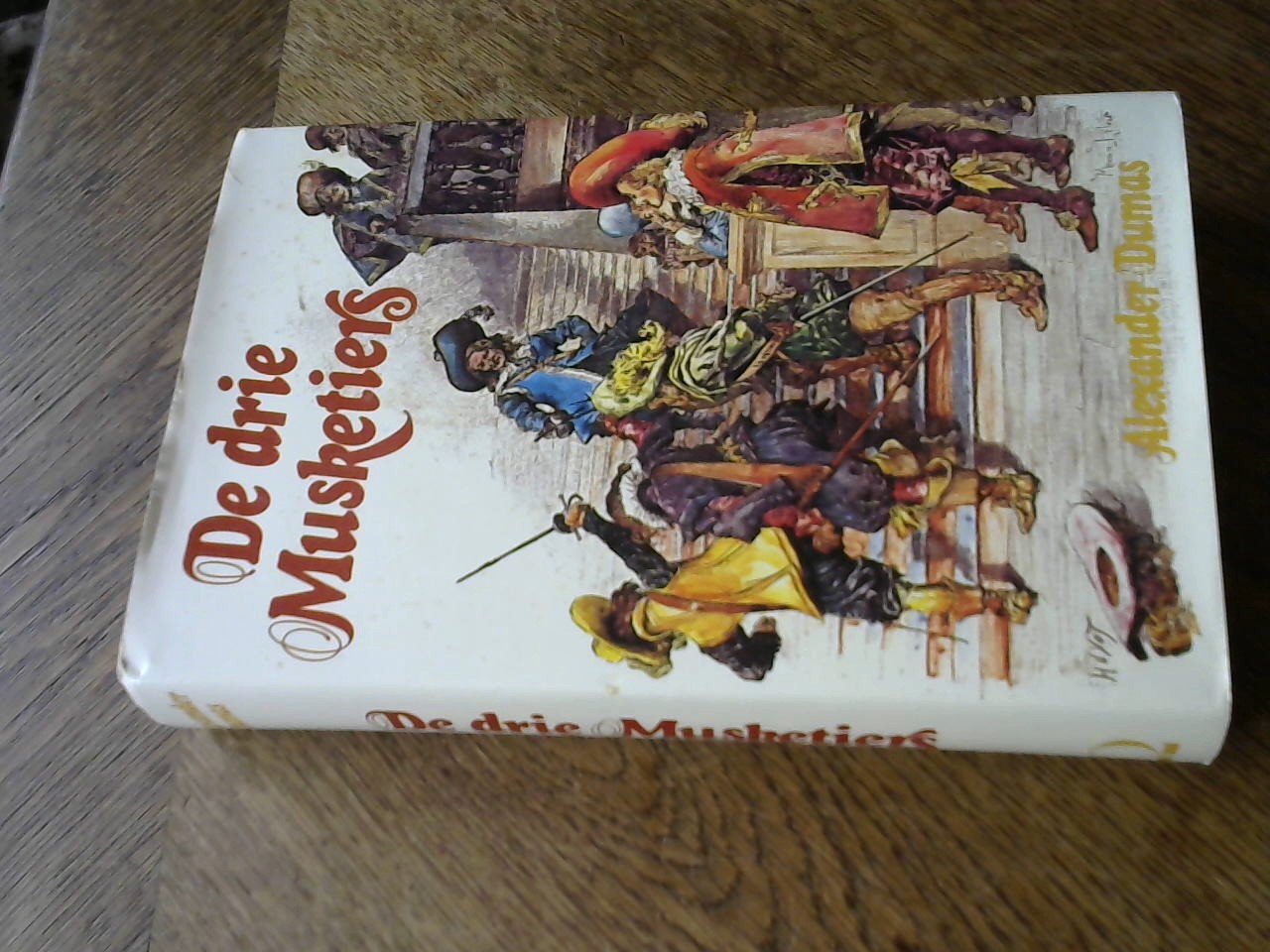 Dumas Alexander - De drie musketiers, vertaling Richard ten Berge