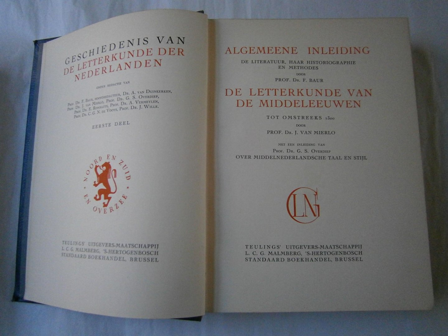 Baur, Prof. Dr. F., Prof. Dr. J. van Mierlo - De letterkunde van de Middeleeuwen deel I en II