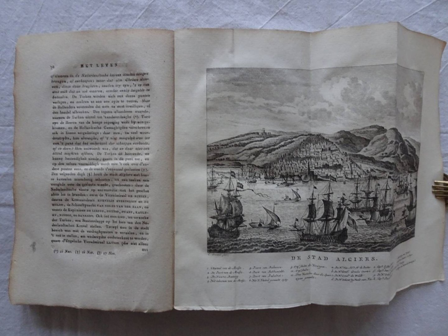 Brandt, Gerard. - Het leven en bedryf van den heere Michiel de Ruiter; hertog, ridder, etc. L. Admiraal Generaal van Hollandt en West-Vrieslandt. Eerste en tweede deel.