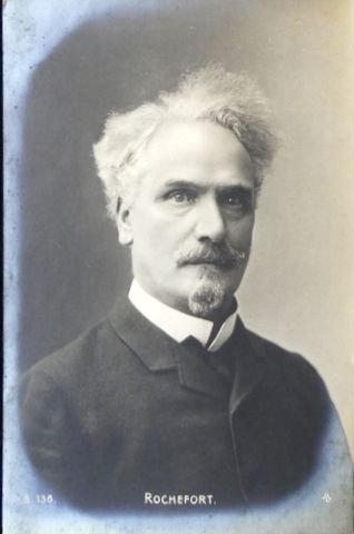 Rochefort, Henri: - [Fotopostkarte, halbe Figur, en face]