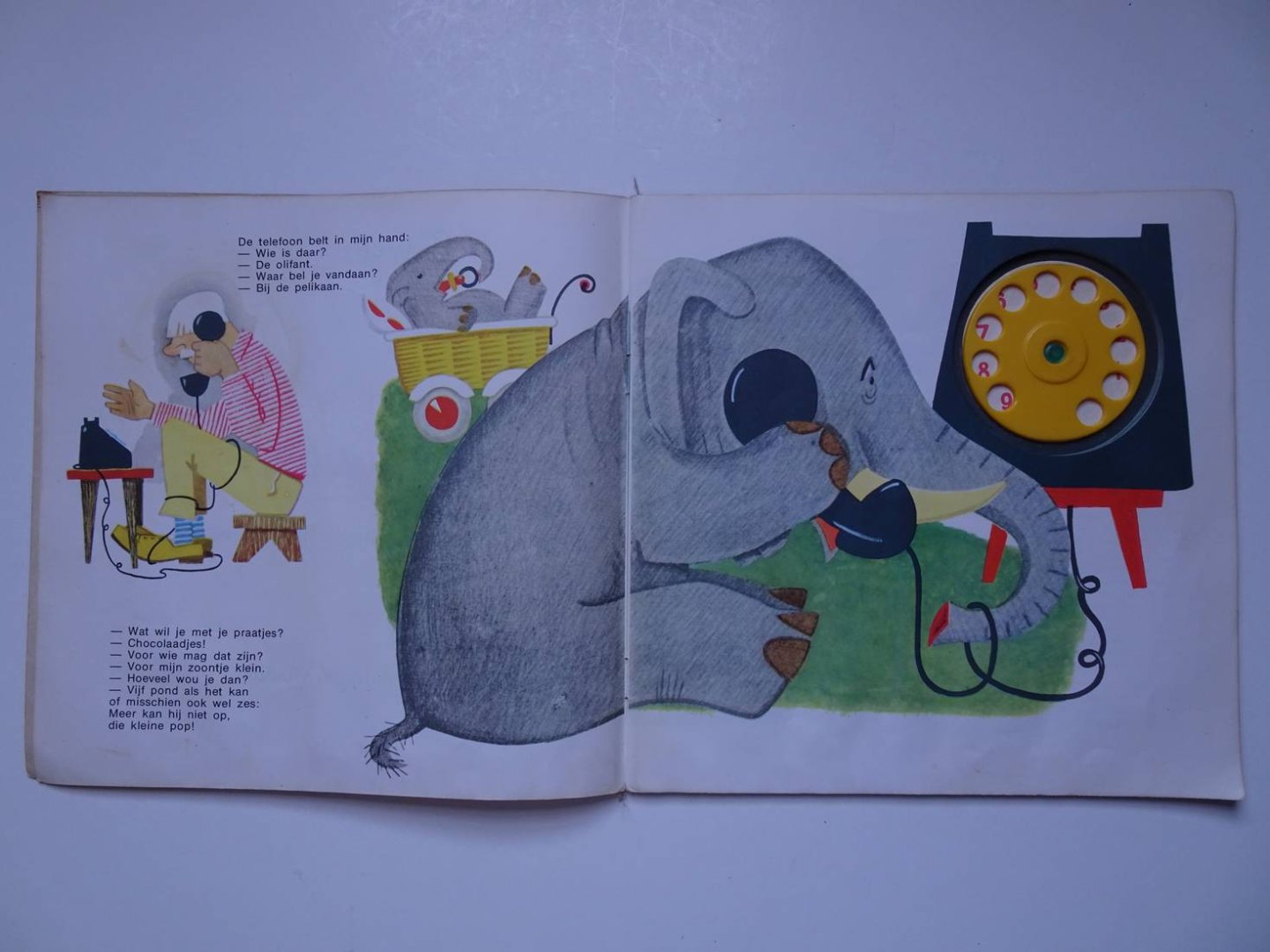 Tsjoekowski, K. & W. Andriewitsj. - De Telefoon.