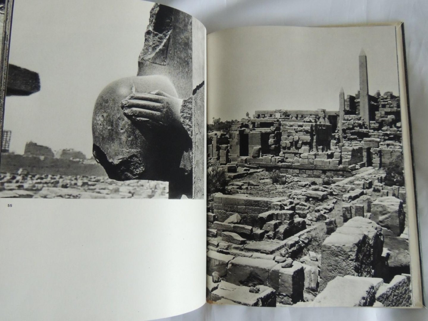 Michalowski, Kazimiez and Dziewanowski, Andrzej (photographs) - Karnak. fotoboek in z/w