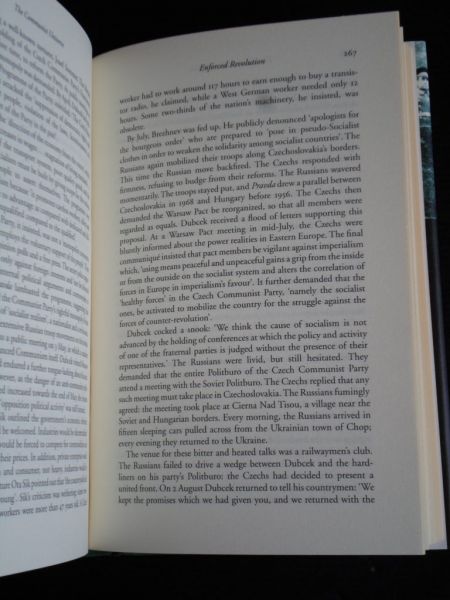 Harvey, Robert - Comrades, The Rise and Fall of World Communism