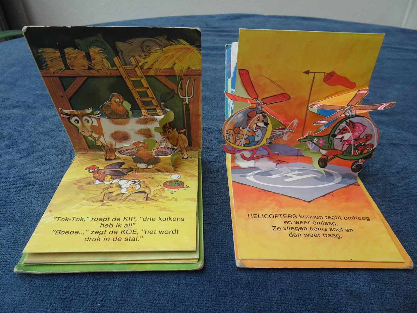 Seymour, Peter & Pat Paris. - Vliegen maar. Een flap-uit boek over vliegen/ Op de boerderij. Een flap-uit boek over dieren. 2 boekjes.