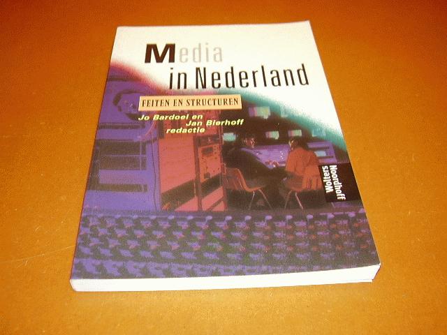  - Media in Nederland / feiten en structuren