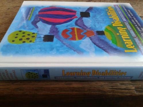 Hallahan, Daniel P. - Learning Disabilities / Foundations, Characteristics, and Effective Teaching