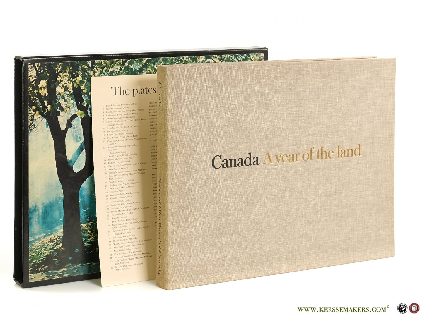 Hutchison, Bruce (text). - Canada / A year of the land. Produced by the National Film Board of Canada. Executive producer / Lorraine Monk. Design / Allan Fleming.