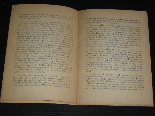  - Fidel Castro speaks to the youth