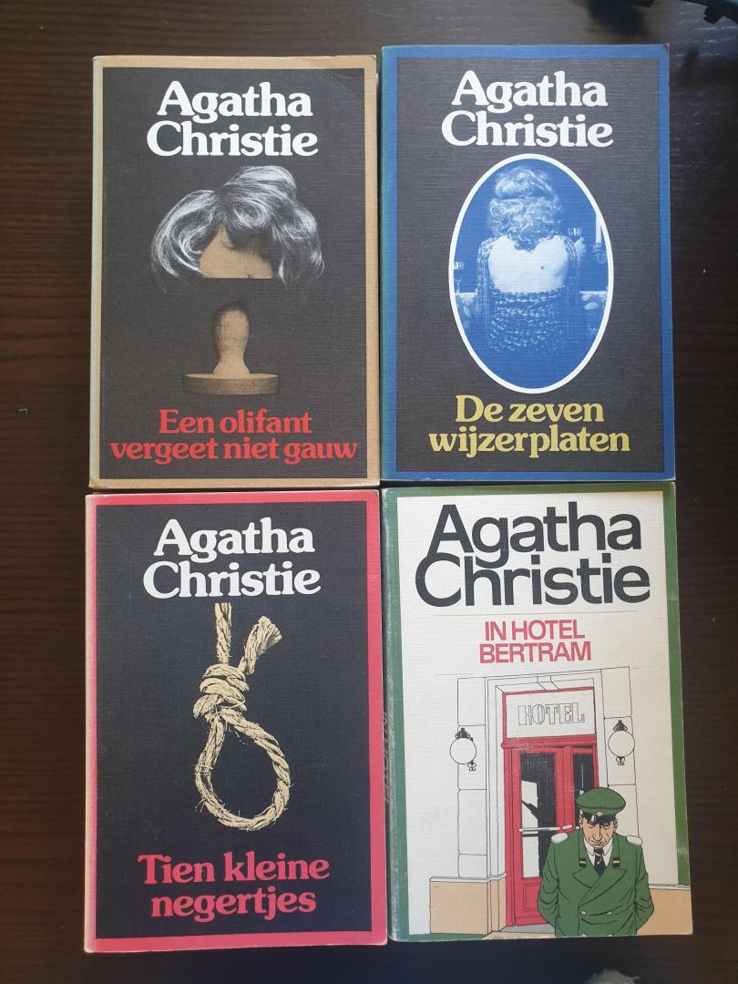 Christie, Agatha - 18 titels uit deze serie, zie nummers bij Meer info
