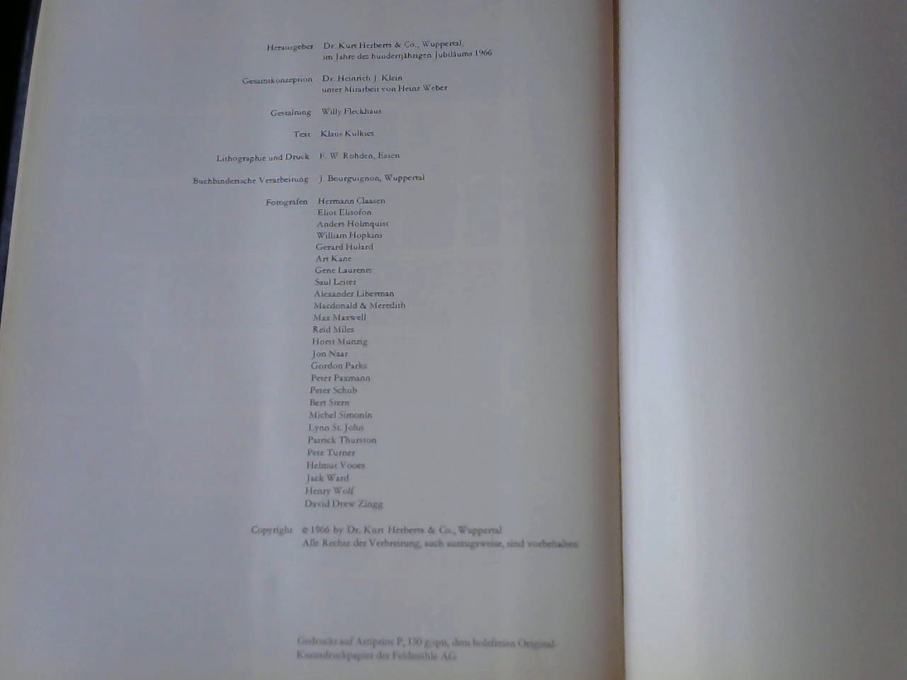 Herberts Kurt/ KULKIES Klaus (TEXT) - Eine Welt voller Farben. Das Phänomen der Oberfläche