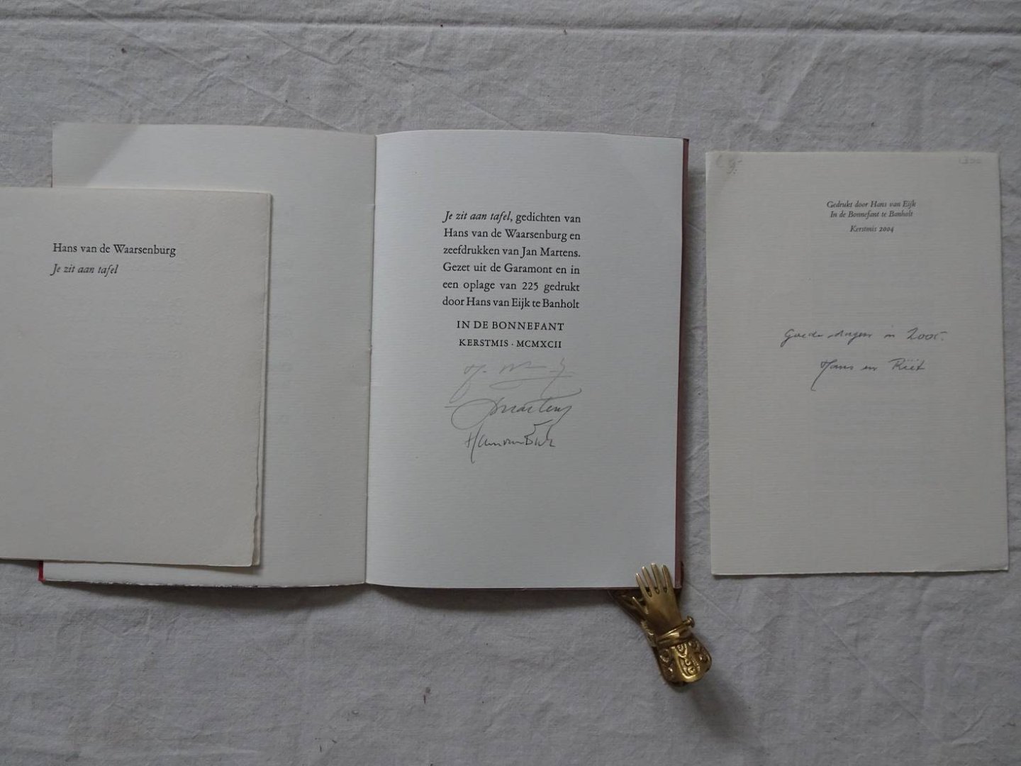 Waarsenburg, Hans van de & Martens, Jan. - Je zit aan tafel/ Colorado -580 kg./ Je zit aan tafel (vouwblad). 3 titels.