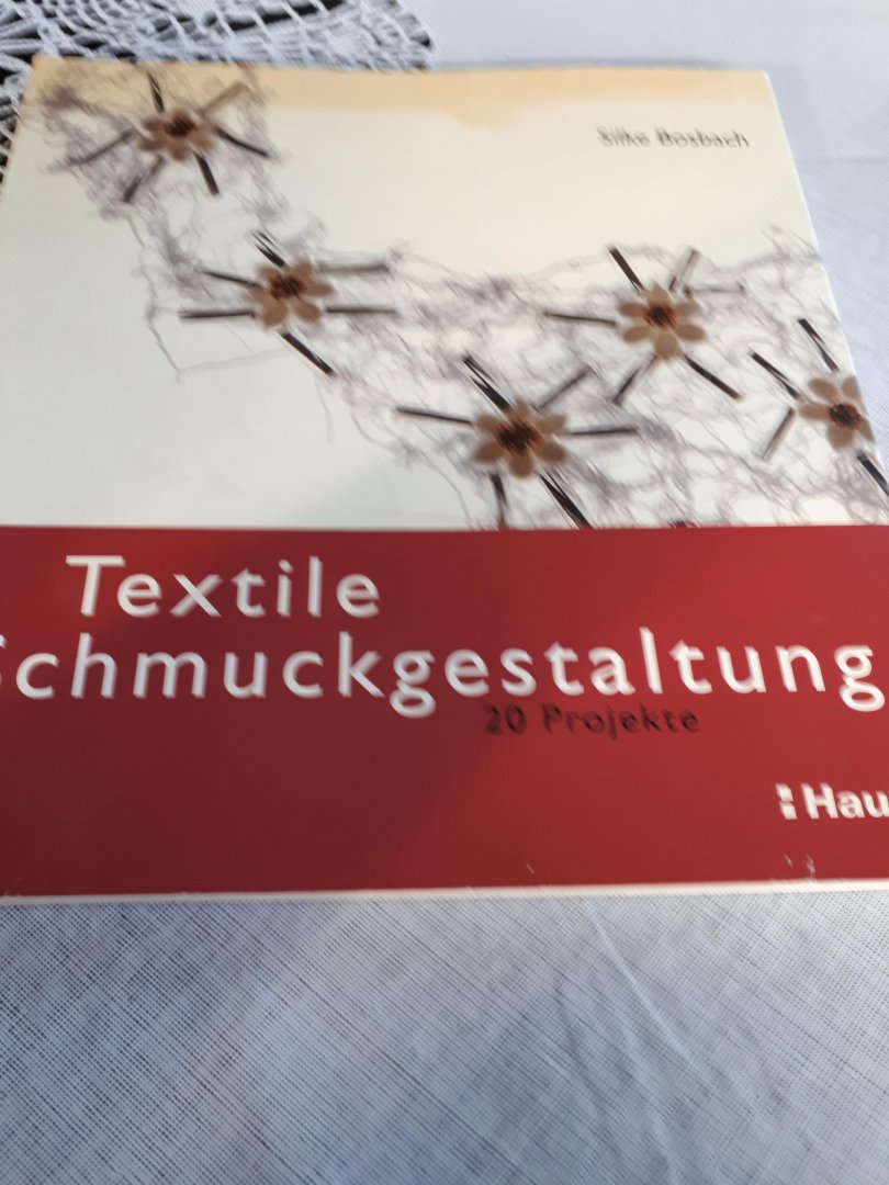 Bosbach Silke - Textile schmuckgestaltung