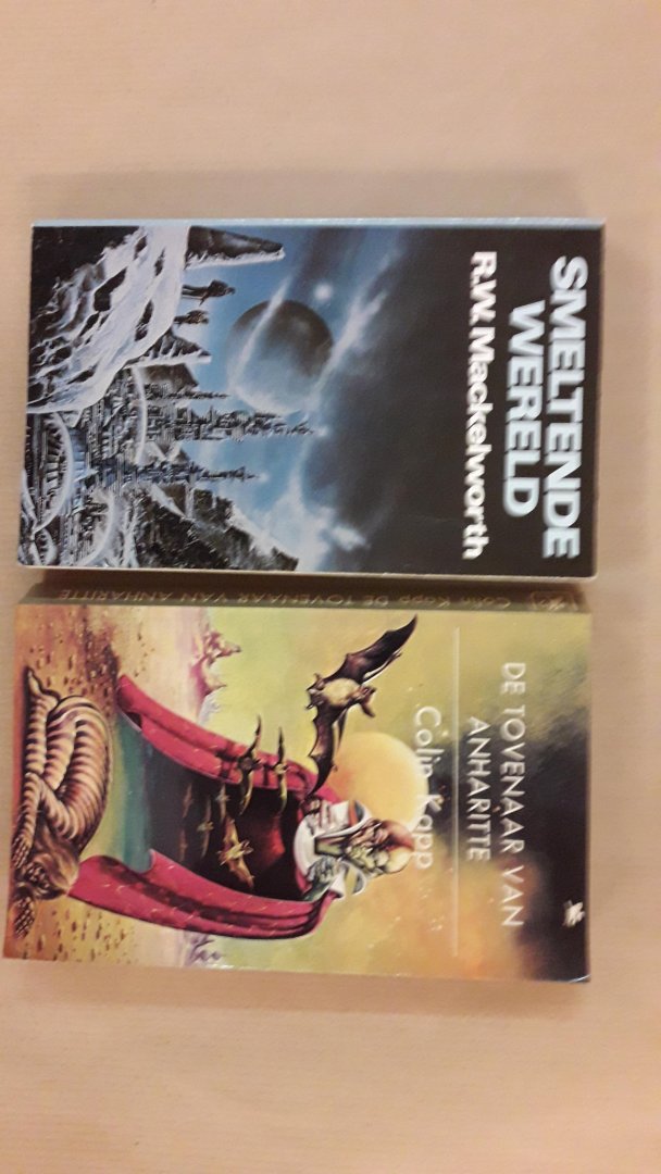 Mackelworth, R.W. / Kapp, Colin - Smeltende wereld / De tovenaar van anharitte