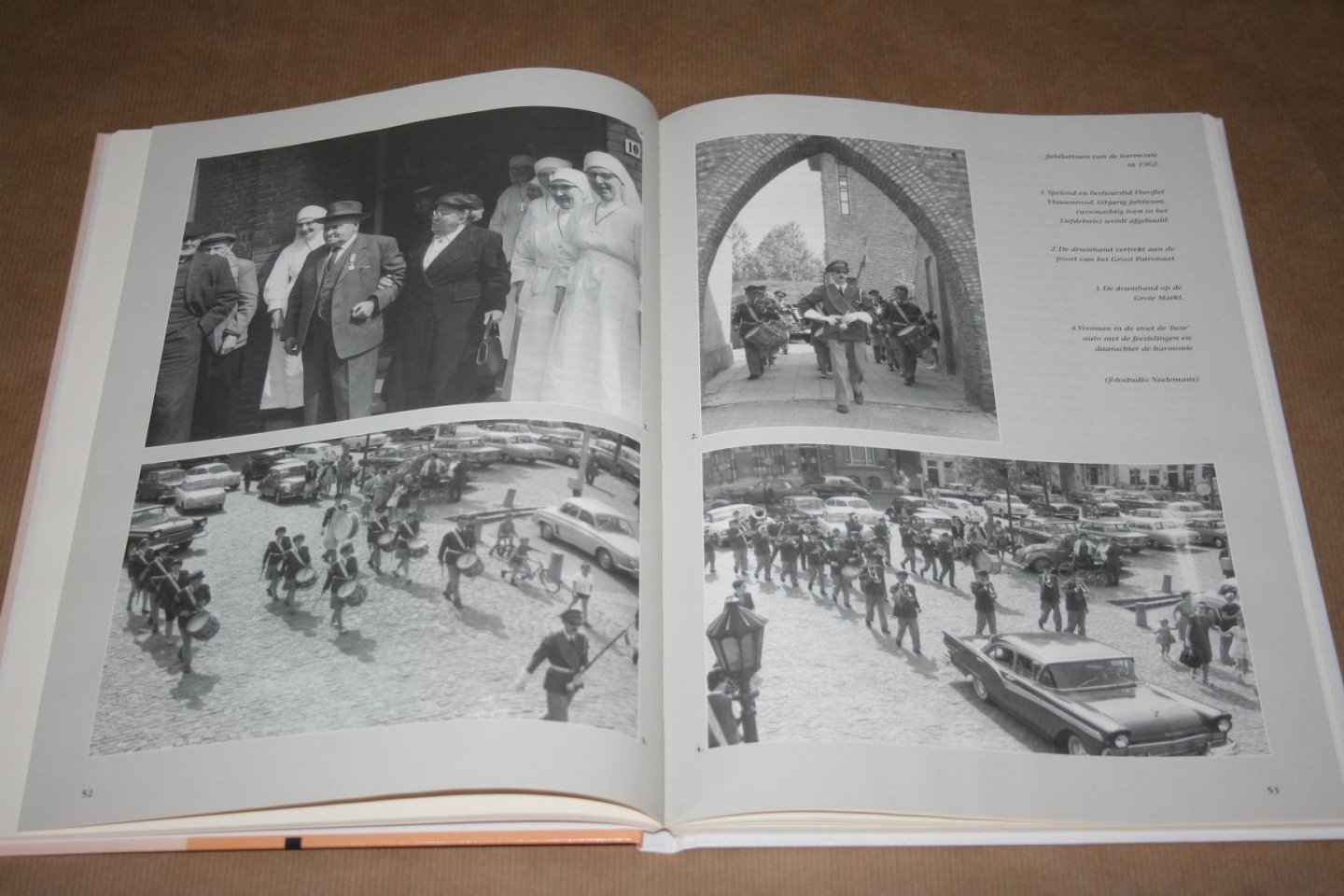 H. Stals - In alle toonaarden ---  Gedenkboek t.g.v. het tweehonderdjarig bestaan van de Koninklijke Stedelijke Harmonie van Hulst