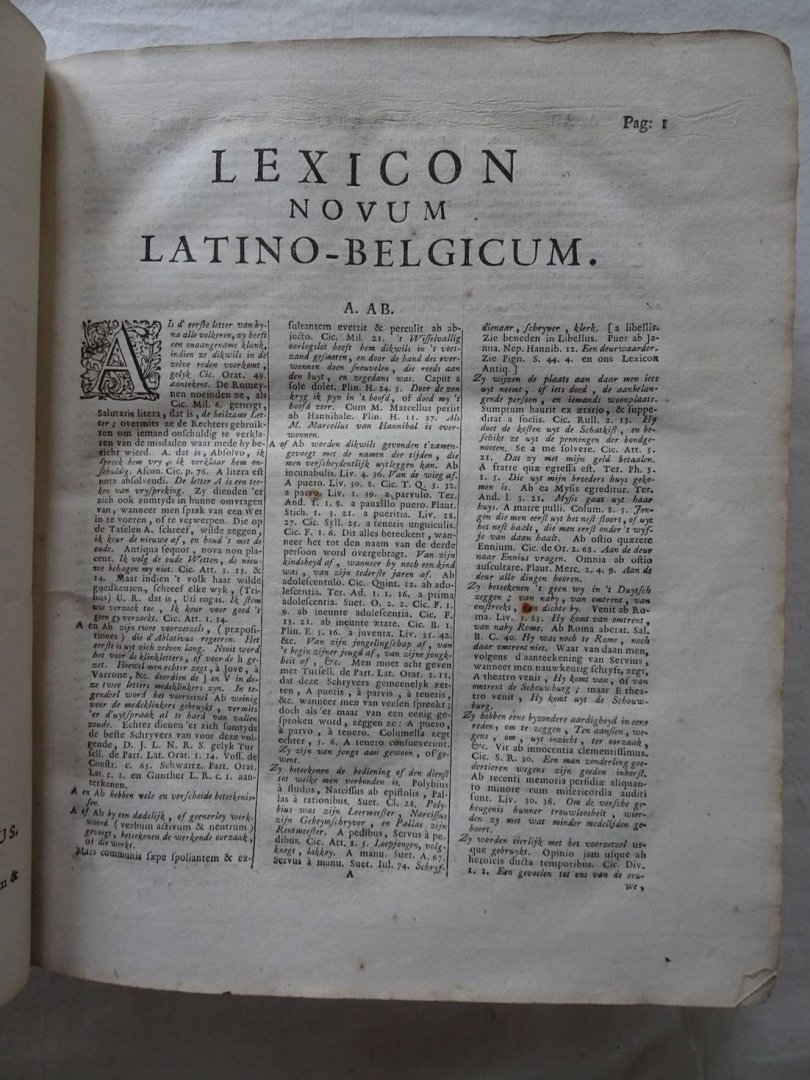 Pitisco, Samuele & Arn. Henr. Westerhovii. - Lexicon Latino-Belgicum novum, post multiplices variorum labores auctius & exactius proditum a Samuele Pitisco. Nunc in hac tertia editione a variis mendis purgatum & plus quam sex mille vocabulis & locutionibus ditatum, cura & studio Arn. Hen...