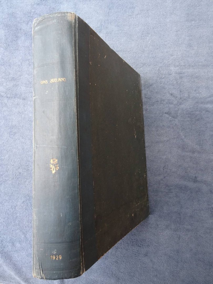 Berg, Antoine van den Berg (red.). - Ons Zeeland, geïllustreerd weekblad. Complete, ingebonden, vierde jaargang (52 nummers).