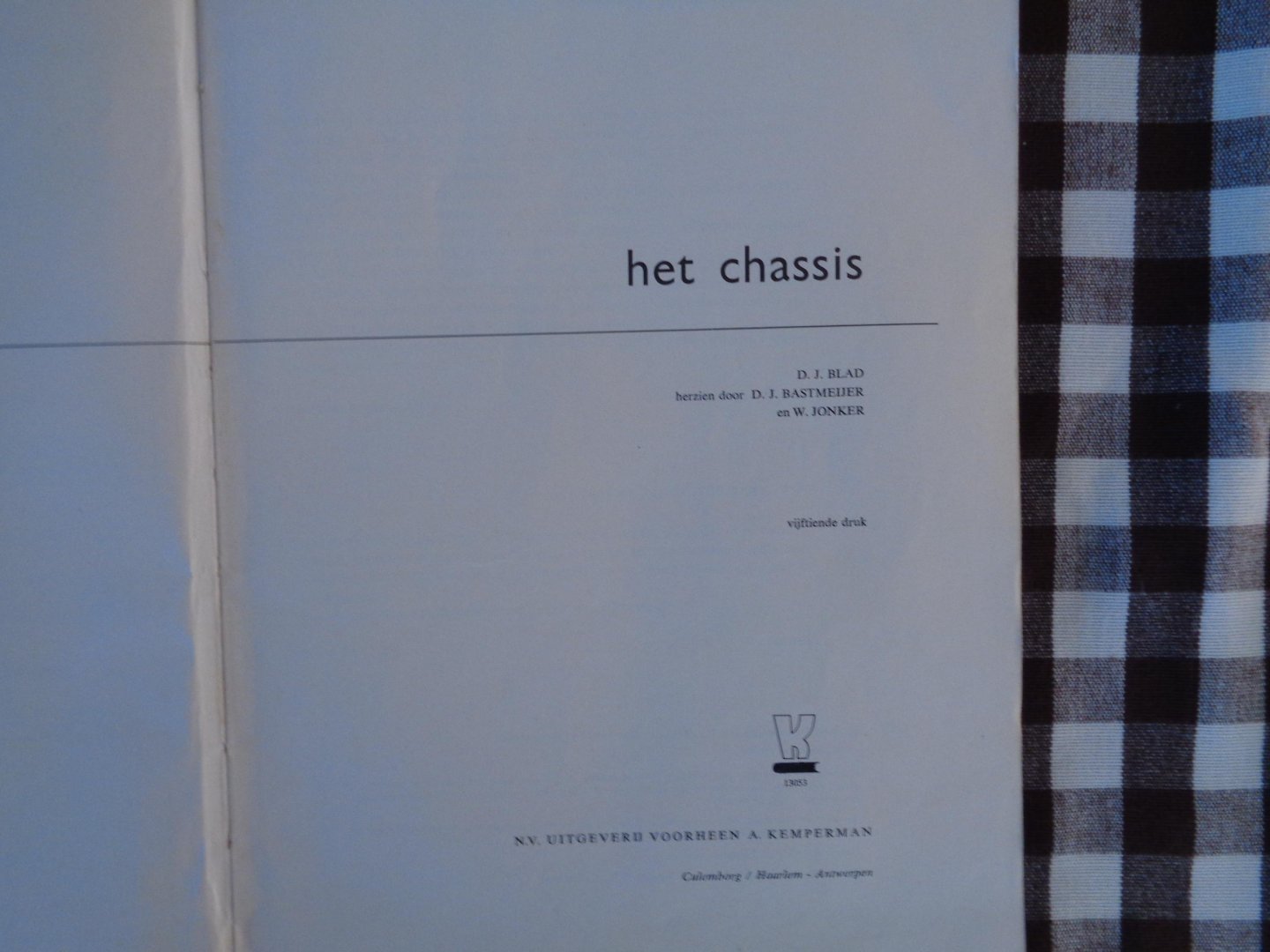 j nossent - het chassis
