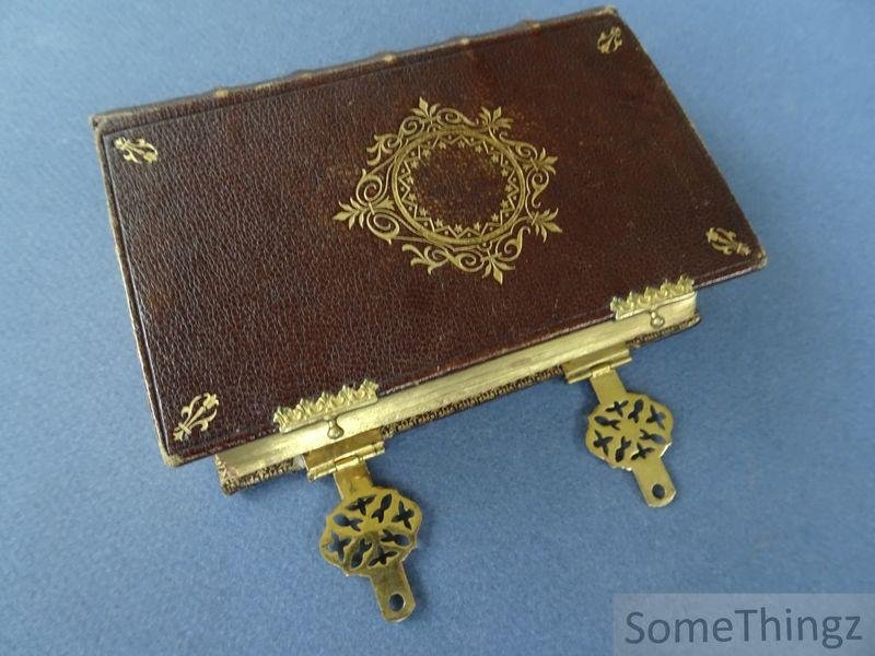 Flavigny, Louise-Mathilde, Comtesse de. - Recueil de prières, de méditations et de lectures tirées des oeuvres des Saintes Pères, des écrivains et orateurs sacrés. Apprové par le Cardinal Morlot.