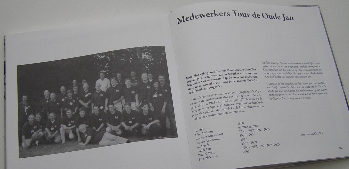 Elzen van den Guus  e.a. - Een halve eeuw TOUR de OUDE JAN  impressies uit een halve eeuw Tour de oude Jan