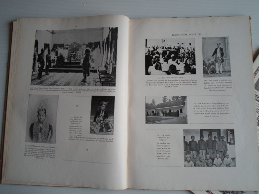  - Nederlandsch Indie Platen atlas met korten beschrijvende tekst + Bijblad van het plaatwerk Nederlandsch Indie