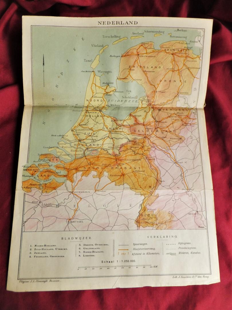Diverse auteurs - Sleeswijk's Atlas van Nederland voor wandelaars, wielrijders en automobilisten - naar officieele gegevens bewerkt Schaal 1:400.000[1.dr]