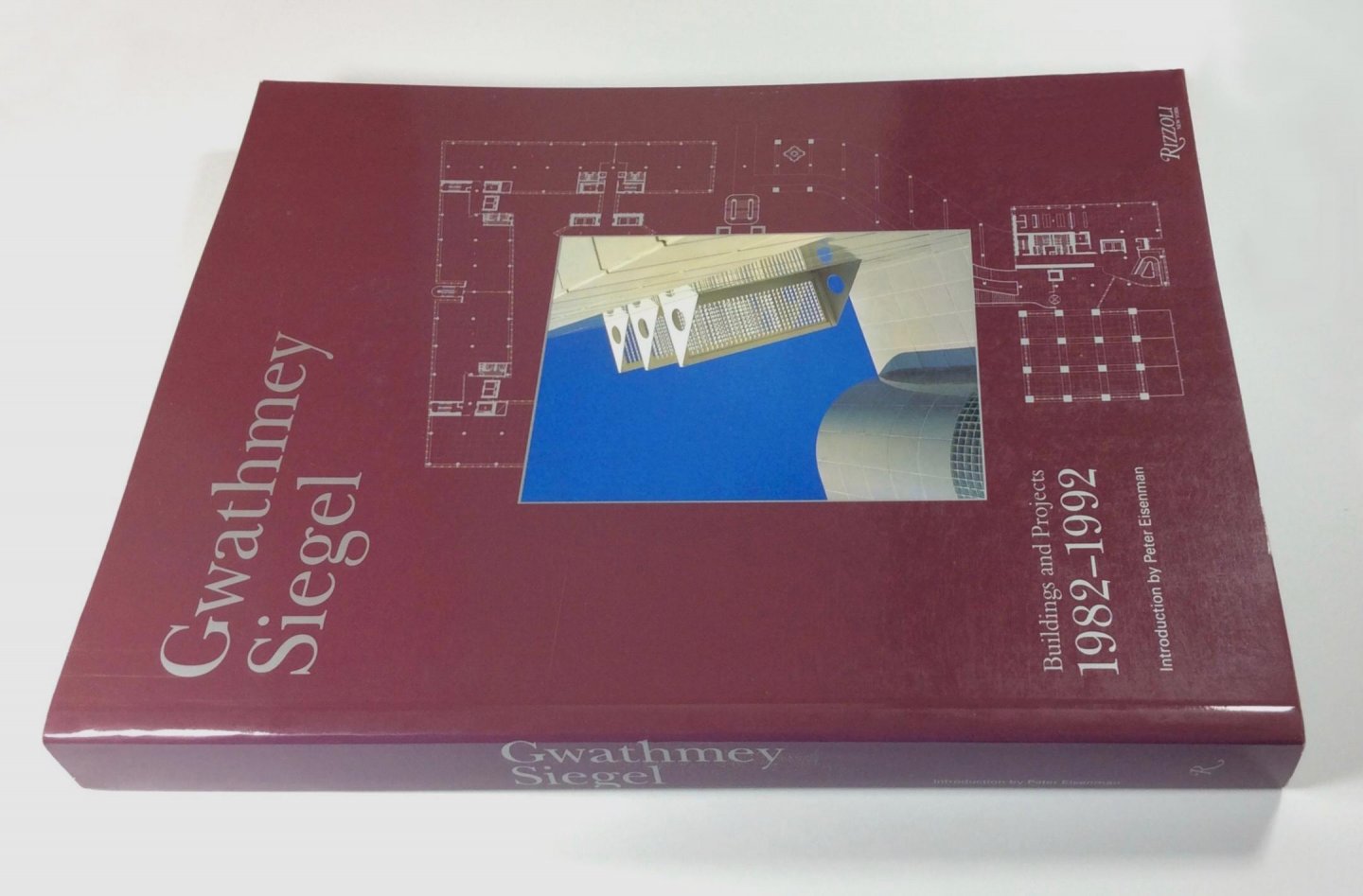 Siegel, Gwathmey - Collins, Brad & Kasprowicz, Diane (Ed.) - Gwathmey Siegel. Buildings and Projects 1982 - 1992
