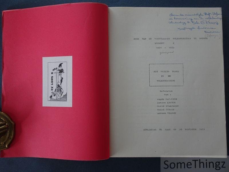 Cafmeyer, Magda / Lowyck, Antoon / Stapaert, Hervé / Buysse, Emiel en Viaene, Antoon. - Schrift 2. Het heilig bloed in de volksverering.