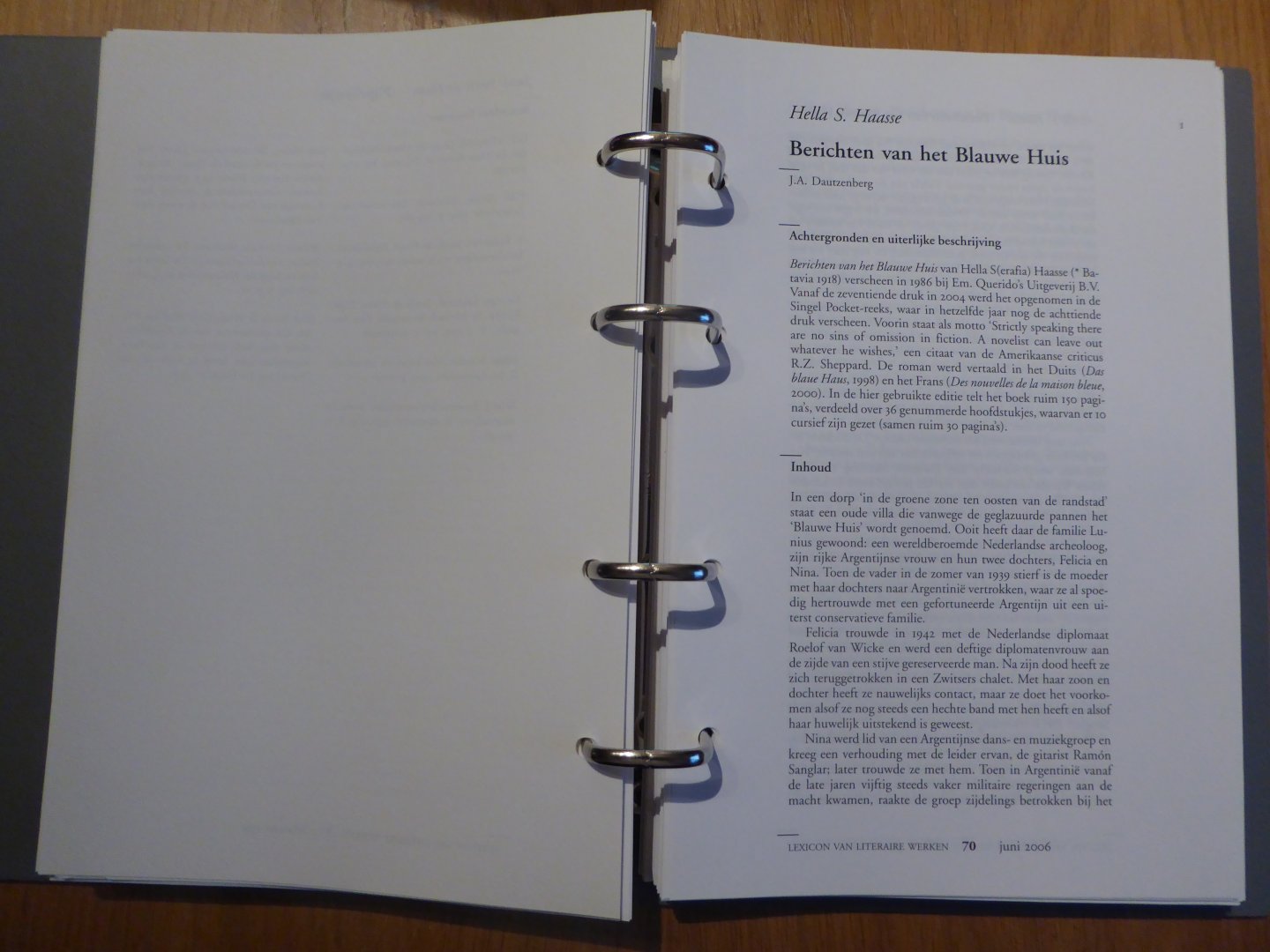 Haasse, Hella S. / Dautzenberg, J.A. - Hella S. Haasse - Berichten van het Blauwe Huis (uit: Lexicon van Literaire Werken)