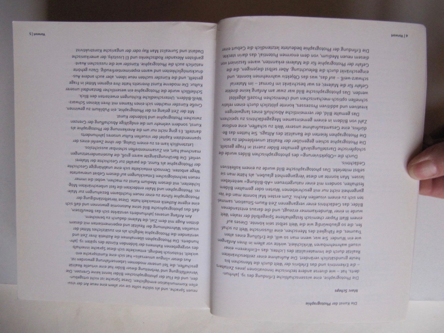 red. Simone Philippi - Photographie des 20. Jarhrhunderts- Museum Ludwig Koln