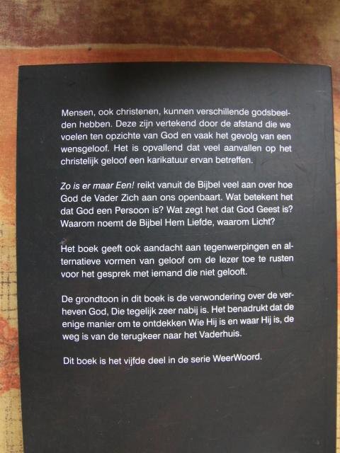 Kater, Ds. M.J. - Zo is er maar Een ! Wie God is en welke beelden wij van Hem hebben