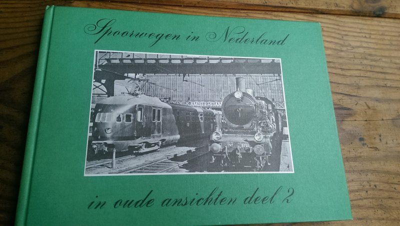Hesselink, H.G. - spoorwegen in Nederland in oude ansichten deel 2