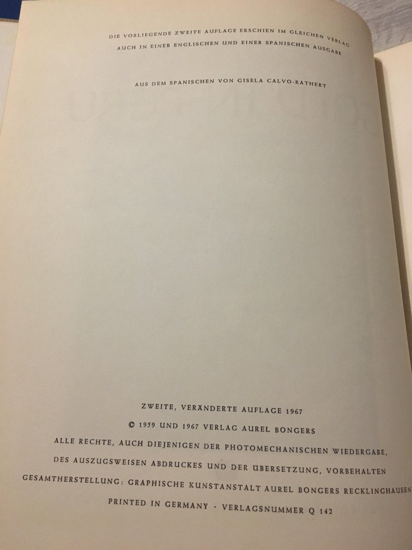 Miguel Mujica Gallo - Gold in Peru - Meisterwerke der Goldsmiedekunst aus der Prä-Inkazeit, dem Inkareich und übergangsära