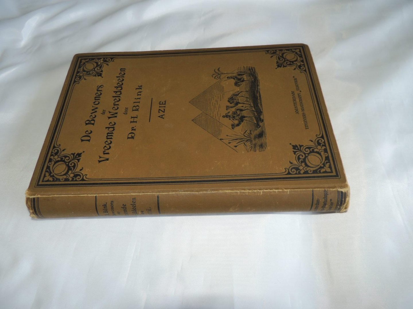 Blink, H - De Bewoners der Vreemde Werelddeelen. Afrika-Azië-Amerika-Australië; in hun leven, zeden en gewoonten, naar hun staatkundige, economische en sociale ontwikkeling en tevens in hun verhouding tot Europesche volken beschreven