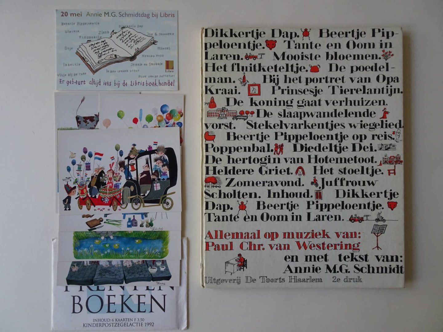 Schmidt, Annie M.G.. - Dikkertje Dap en 18 andere liedjes/ Kinderpostzegelactie 1992, met 6 kaarten (Fiep Westendorp)/ Een kaart t.g.v. de Annie M.G. Schmidtdag bij Libris, op 20 mei 1997. Lot van 3 Annie M.G. Schmidt-items.