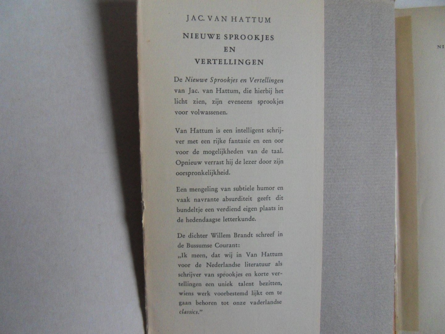 Hattum, Jac. van. [ GESIGNEERD door de schrijver ]. - Nieuwe Sprookjes en Vertellingen. [ Gesigneerde eerste druk ].
