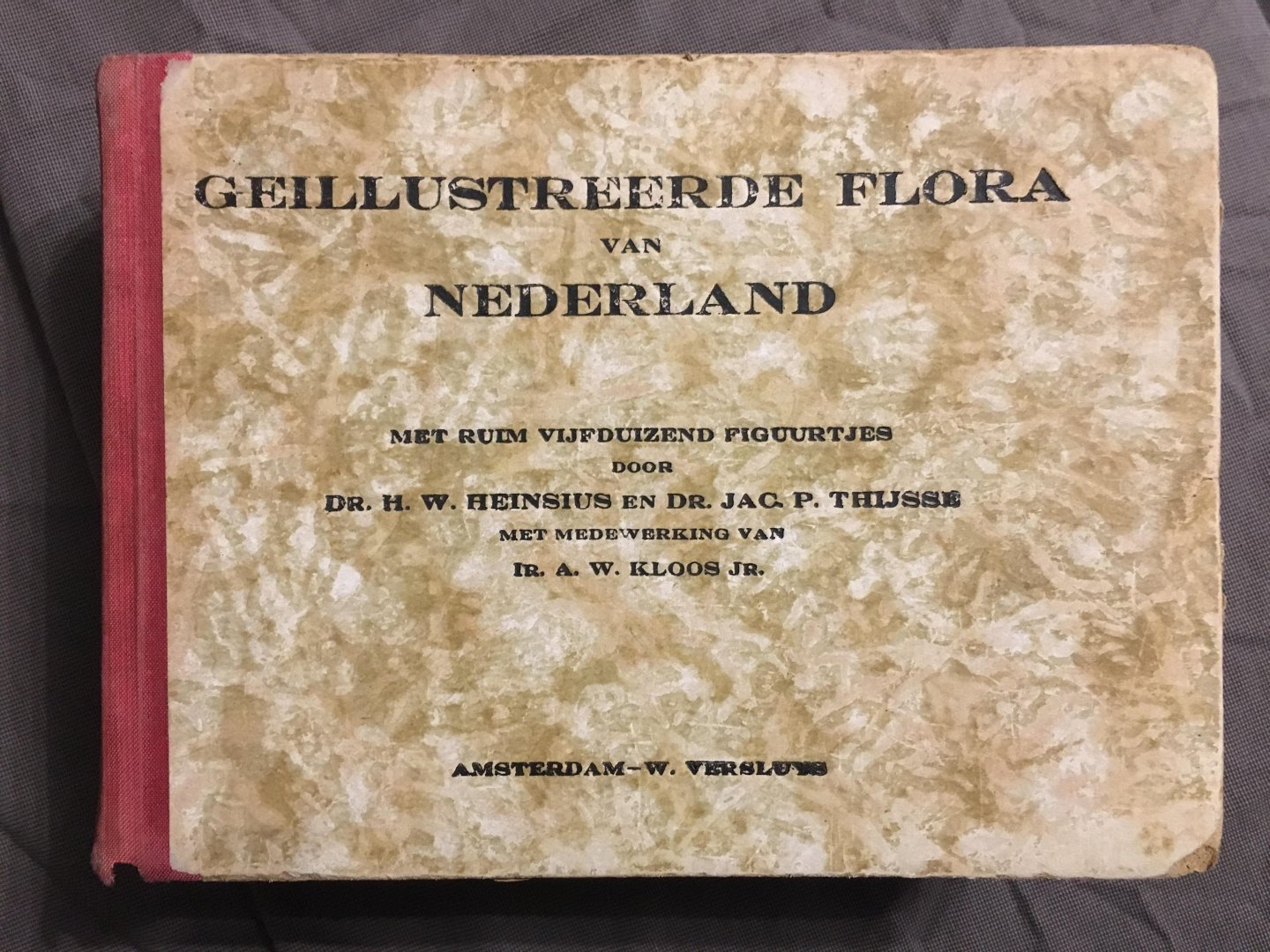 Heinsius - Geïllustreerde flora van Nederland. Handleiding voor het bepalen van de naam der in Nederland in het wild groeiende en verbouwde gewassen en van een groot aantal sierplanten. Met meer dan 5000 figuurtjes