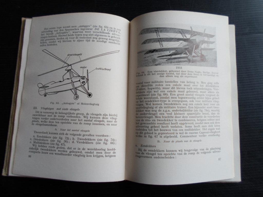 Arnken, Ing.R.A. - De Ontwikkeling van het Vliegtuig en Indeeling van Vliegtuigtypen
