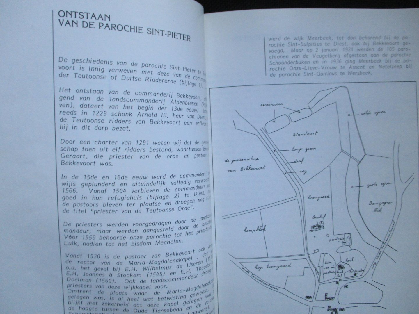 Hendrickx,  Jean, René Kleynen, Michel Vandersijpen, Leen Verreycken, e.a. - Onze parochie Sint-Pieterskerk Bekkevoort vroeger en nu. 1887-1987.