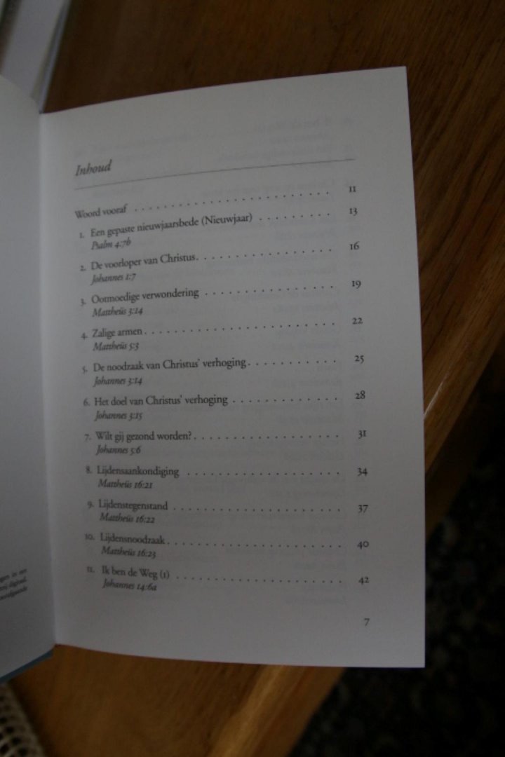 Heiden, Ds. B. van der - Tussen Mara en Elim / 52 meditaties