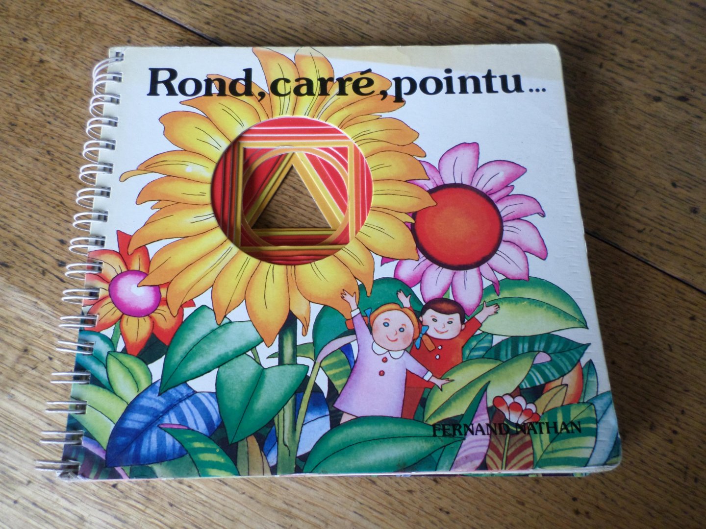 Bertrand, Micheline - Rond, carré, pointu