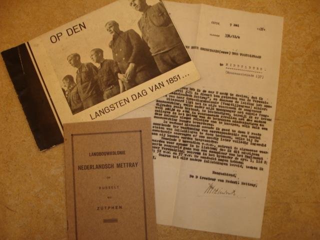  - Landbouwkolonie Nederlandsch Mettray; kaveltje bestaande uit 3 items, "Op den langsten dag van 1851", "Landbouwkolonie Nederlandsch Mettray op Rijsselt bij Zutphen, reglement voor de vereeniging Nederlandsch Mettray" en een brief uit 1935 van ...