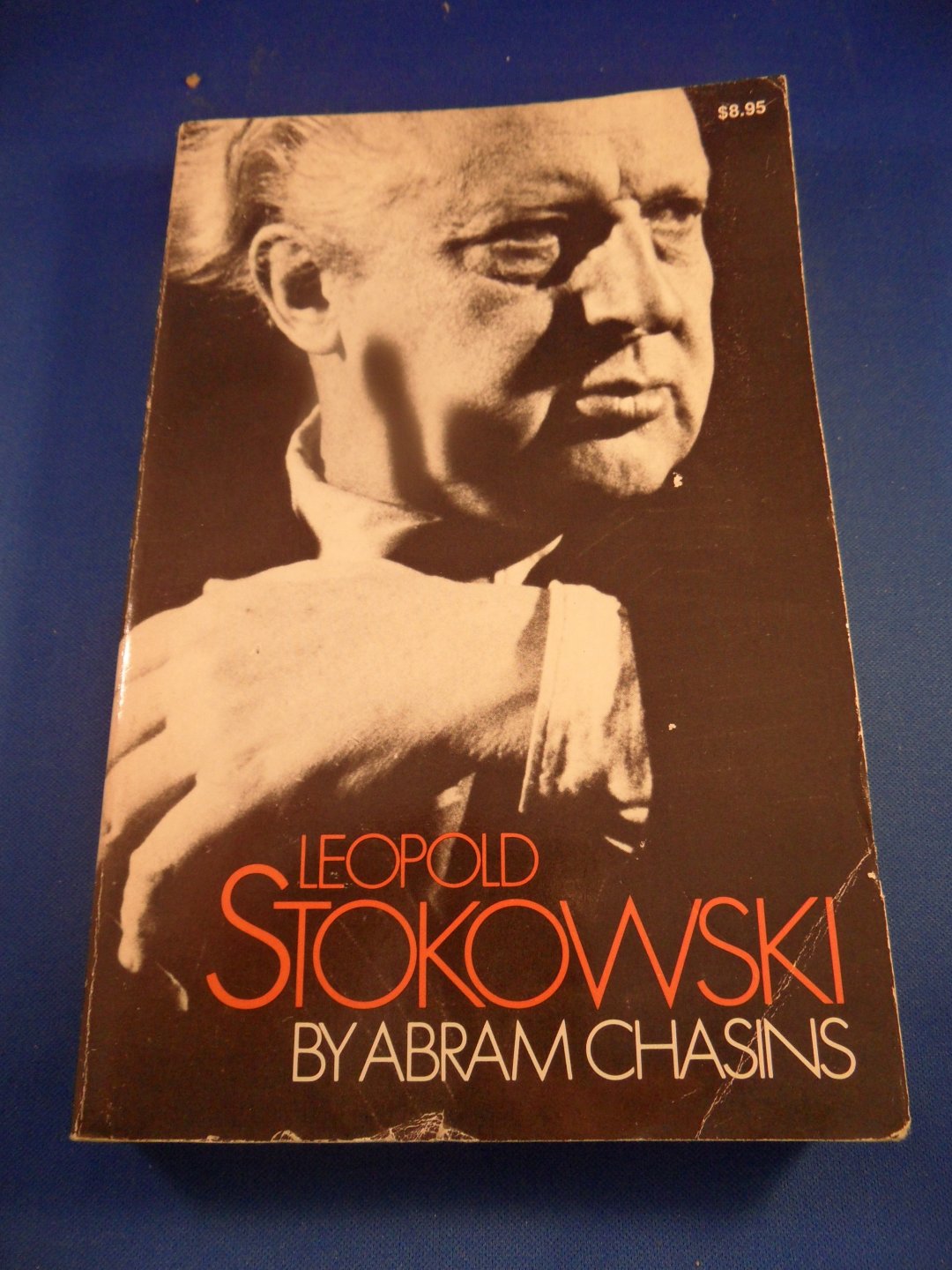 Chasins, Abram - Leopold Stokowski. A profile