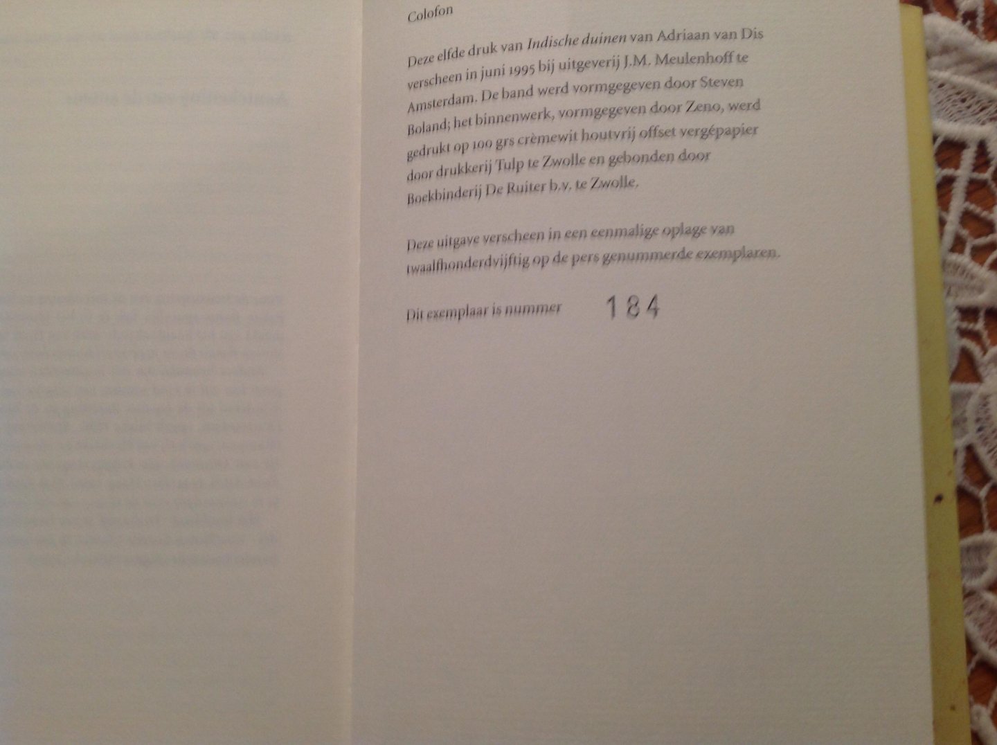 Dis, A. van - Indische Duinen / luxe editie. Gesigneerde Versie.