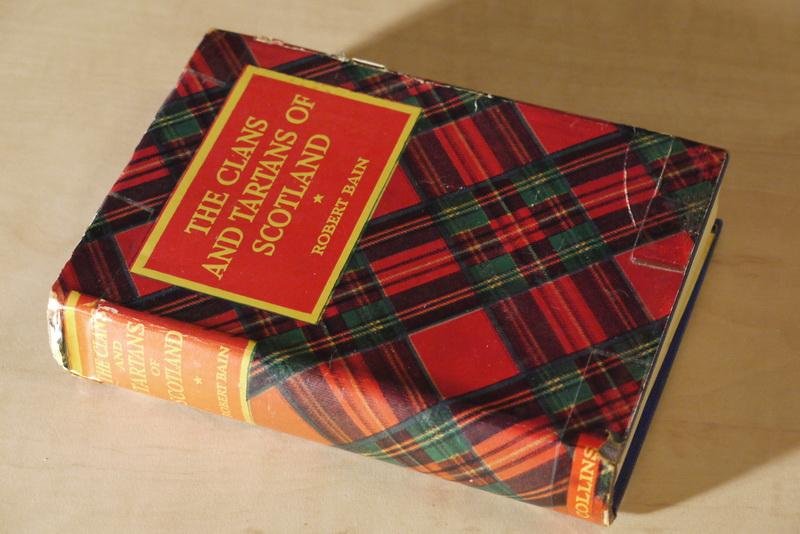 Bain R. - The clans and tartans of Scotland