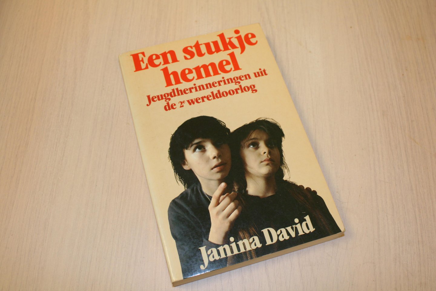 David, Janina - 2 boeken -  Een stukje aarde en Een stukje hemel - Jeugdherinneringen uit de 2e wereldoorlog.