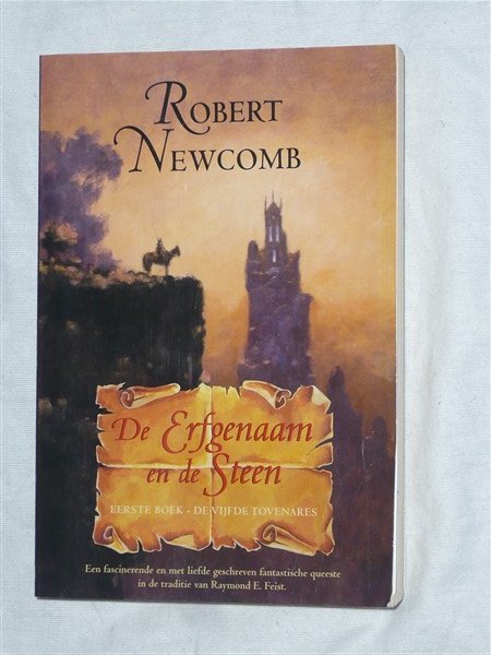Newcomb, Robert - De Erfgenaam en de Steen, Eerste boek: De vijfde tovenares
